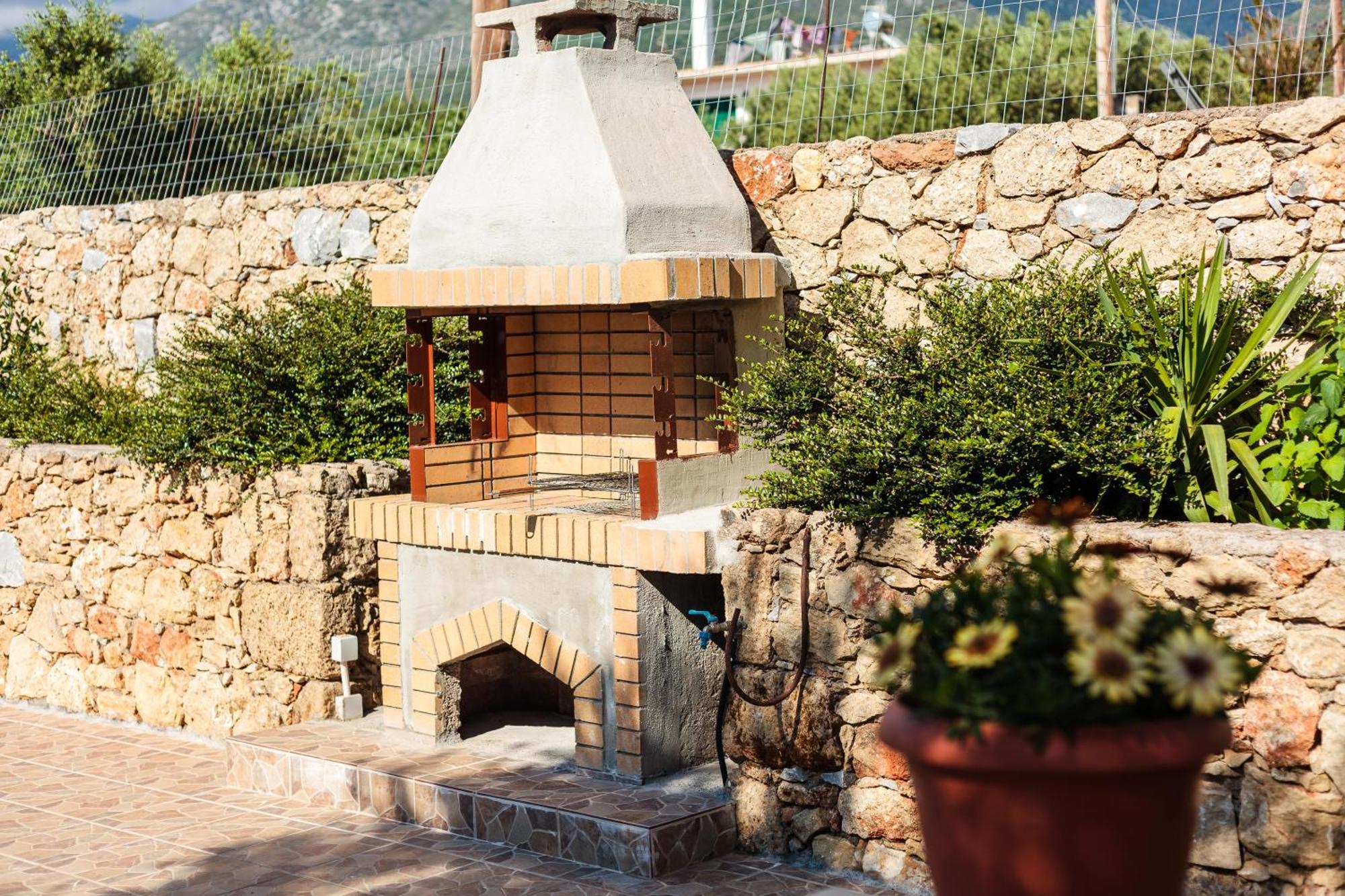 Villa Armonia, Sunset View And Relaxing Beach Vibe Proastion Екстер'єр фото
